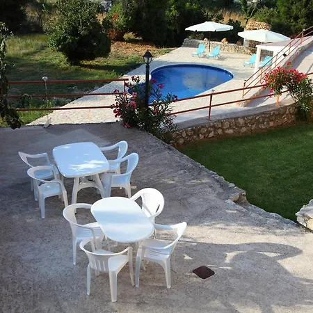 Premedinos Apartment *